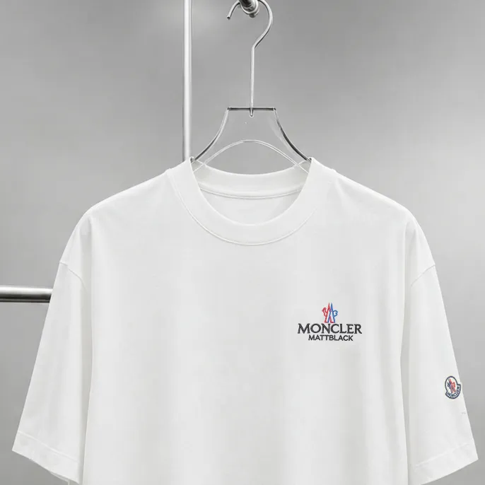 moncle～ 《 》7a tee ， Same Style ， : Black White Coffee Brown Size：S（90-130 ） M（125-150 ） L（135-165 ） XL（160-190 ） XXL（185-220 ）